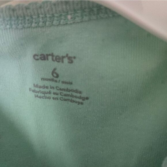 *Free Carters Short Sleeve Onesie Size 6 m - Picture 3 of 4
